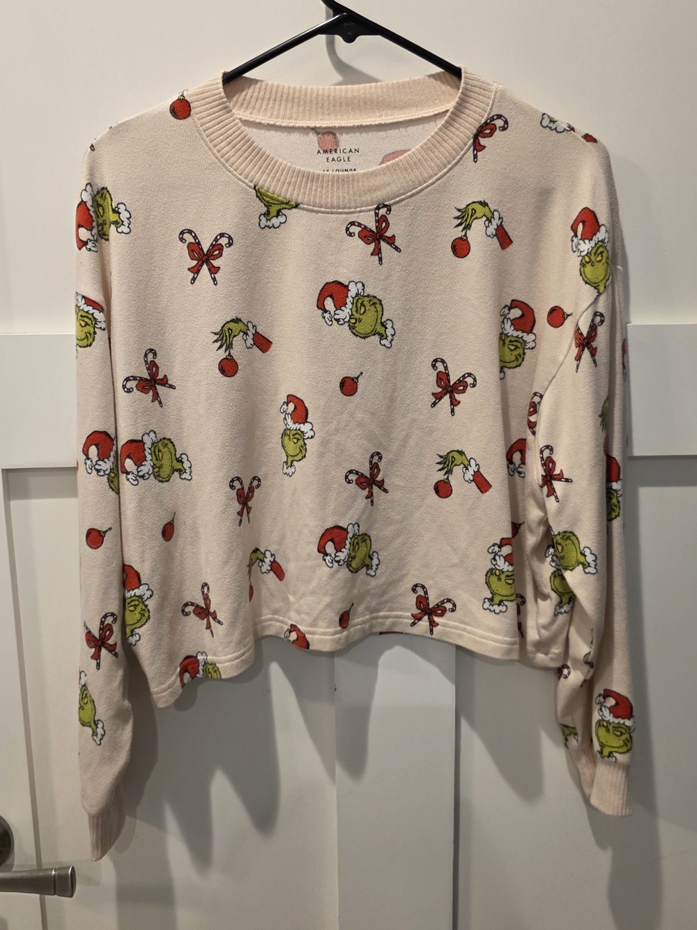 American Eagle Womens AE Lounge Grinch Pink Luxe Plush Grinch Pajama Top PJ M